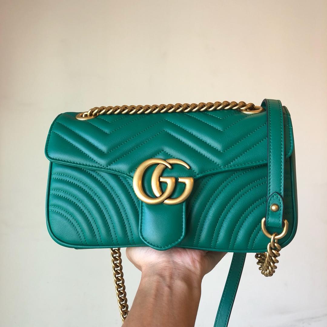 Gucci Marmont shoulder bag medium