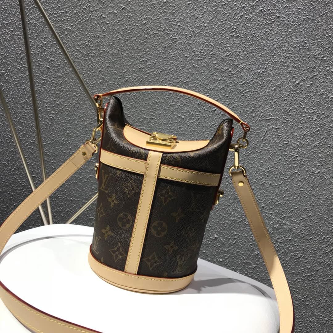 LV bucket bag new