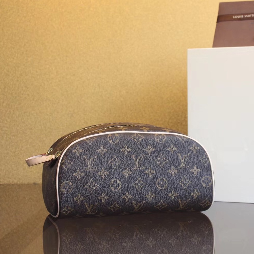 Louis Vuitton King Size Toiletry Bag