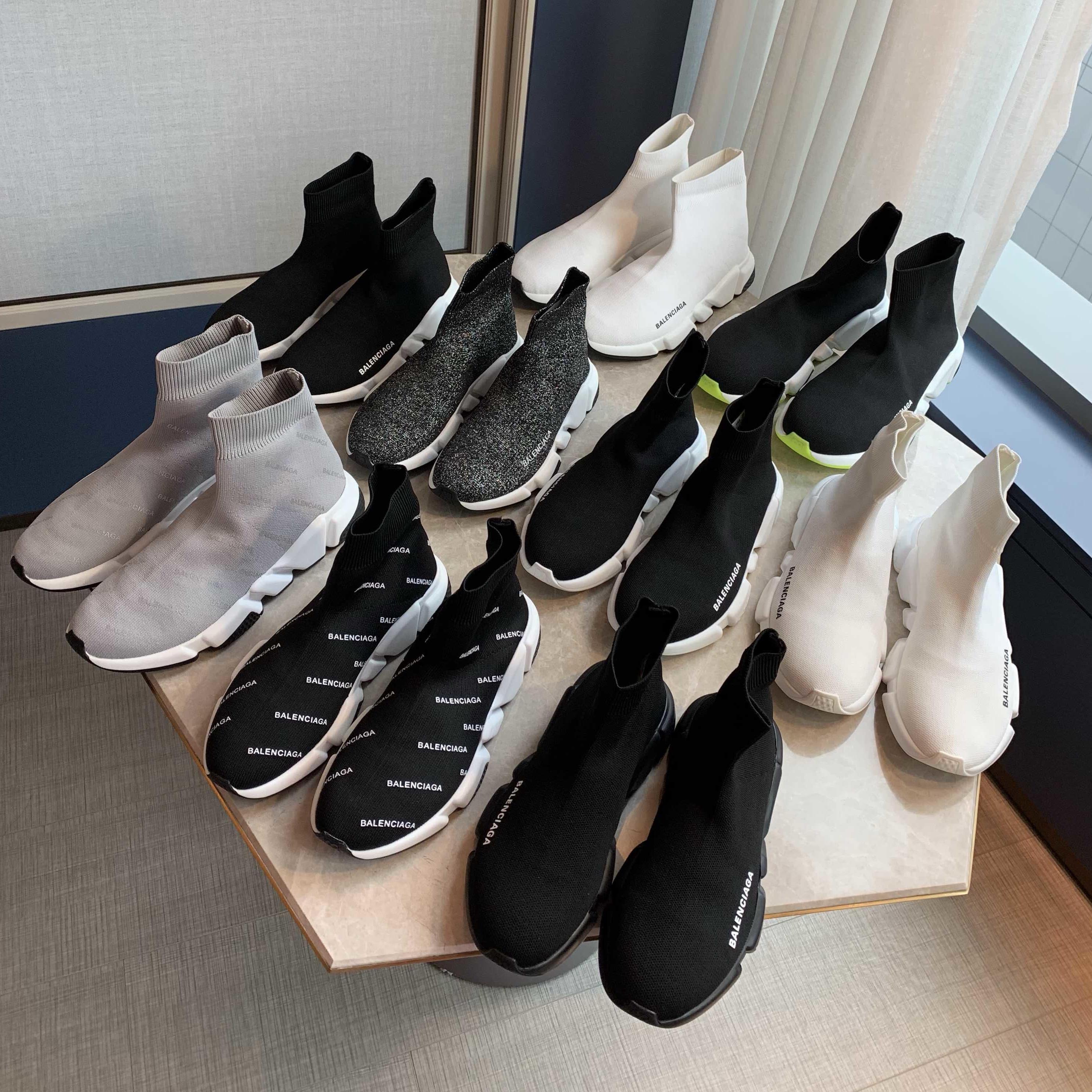 Balenciaga shoes for unisex 