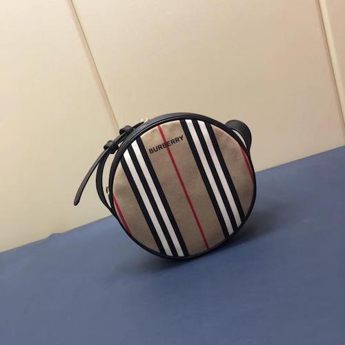 Burberry round bag