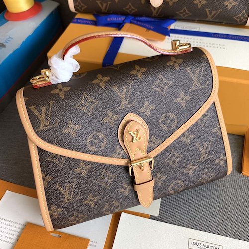 Louis Vuitton Ivy bag M44919