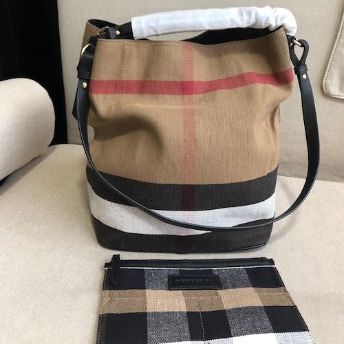 Burberry bucket bag