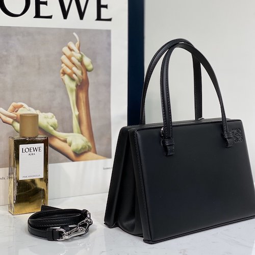 Loewe Postal Bag