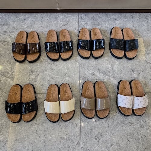 Louis Vuitton slippers