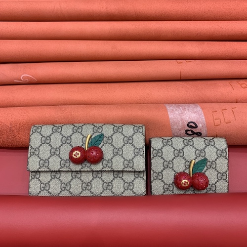 Gucci supreme mini with cherries