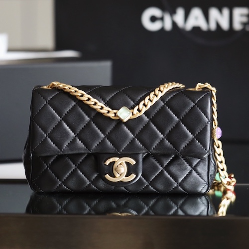 Chanel flap bag 2021