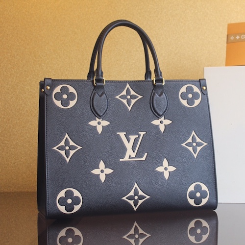 Louis Vuitton tote bag M45653