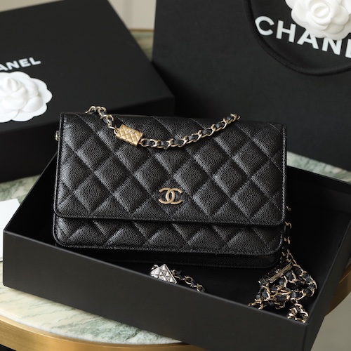 Chanel woc 2021