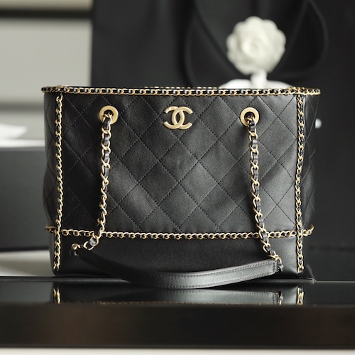 Chanel shopping bag