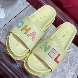 Chanel slippers 