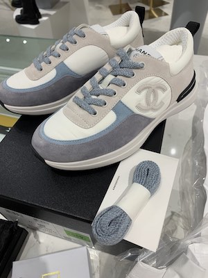 ship out Chanel shoes